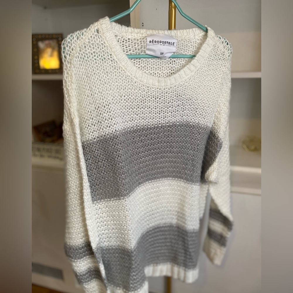 Aeropostale White & Grey Striped Knit Sweater